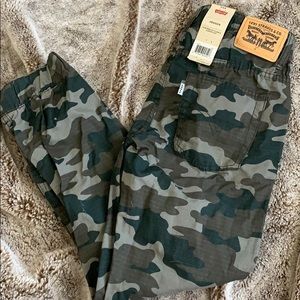 Levi’s Camo Joggers